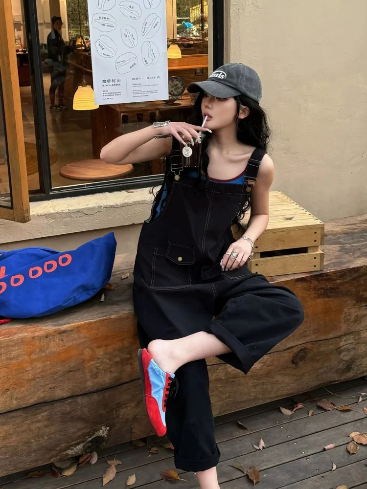 ชุดเอี๊ยมยีนส์อเนกประสงค์สไตล์ฮ่องกง พร้อมเสื้อกล้ามด้านใน ดีไซน์หลวมสไตล์ชุดทำงาน กางเกงขายาวเอวสูง ชุดสูทผู้หญิง