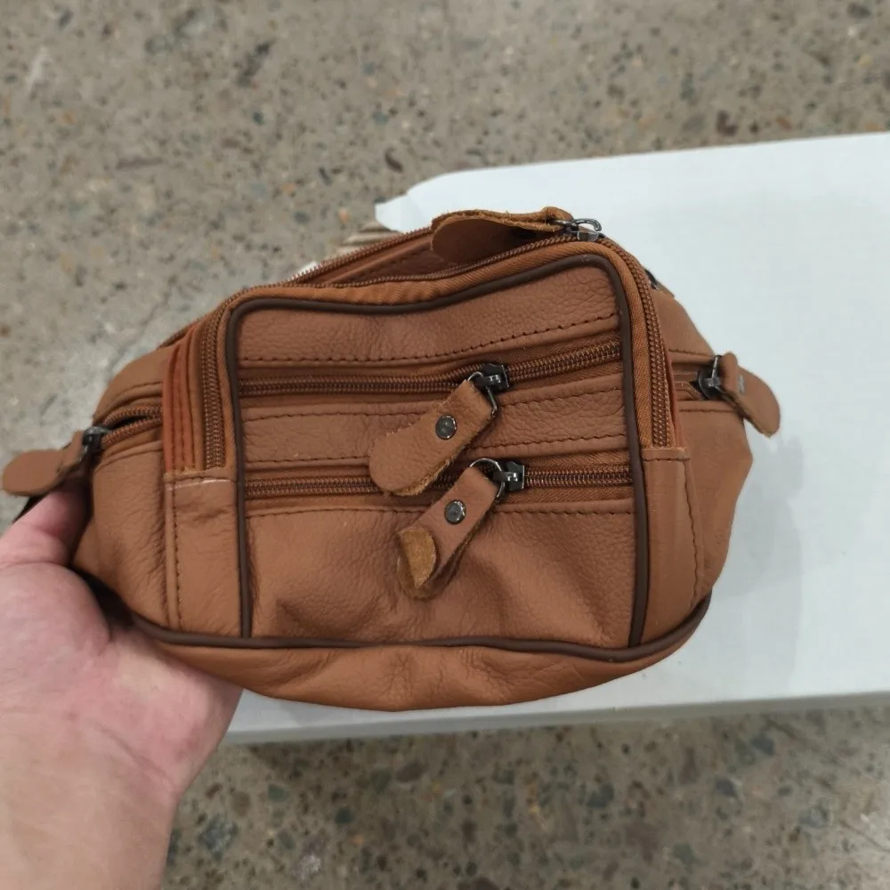Solid Color Genuine Leather Fanny Bag Multi-layered Waterproof Men's Chest Pouch Zipper Large Capacity Travel Waist Bag Fishing