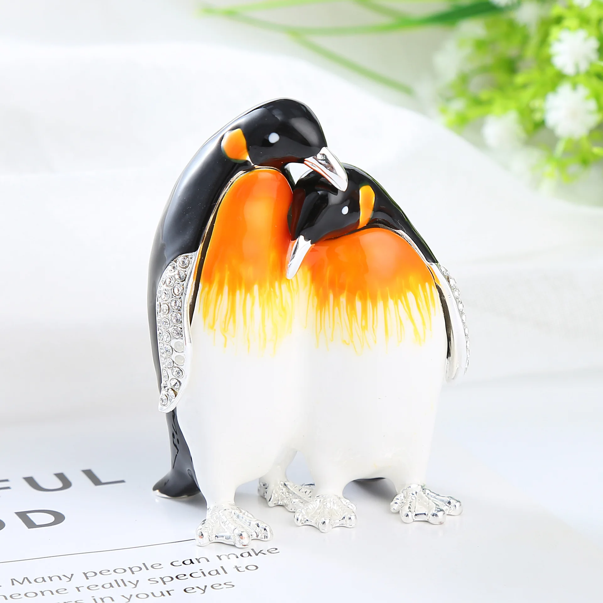 Creative metal crafts, home decorations, penguin ornaments, fish, insects, birds, animals, gifts