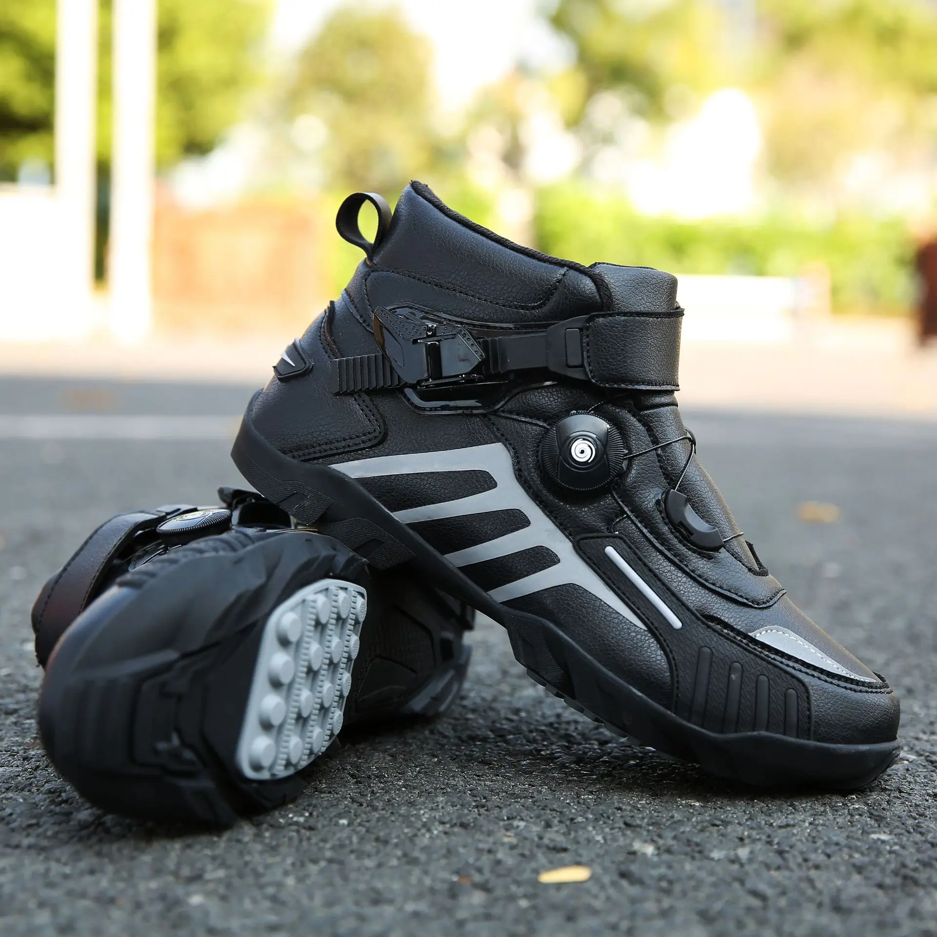 

Motorcycle Boots Men Motocross Safety Protection Shoes Outdoor Motos Off-Road Racing Waterproof Anti Slip Short Boot motorcycles