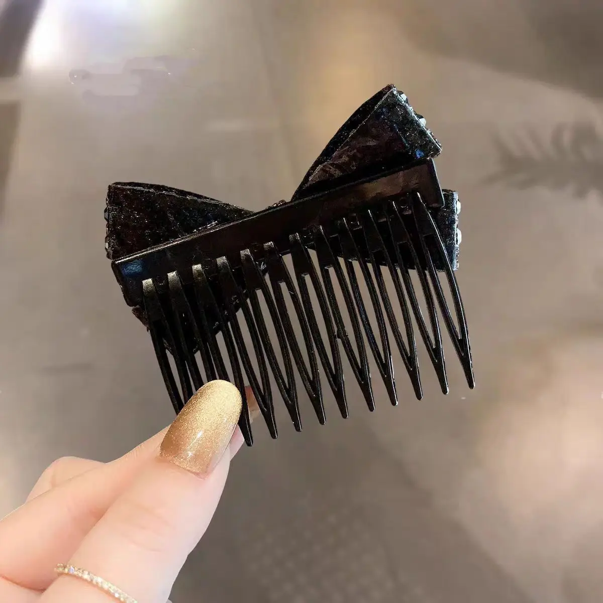 Rhinestone Bow Bangs Upside down Comb Hairpin Female New Exquisite Flash Diamond Disc Hair Comb Premium Sense Broken Hair Card