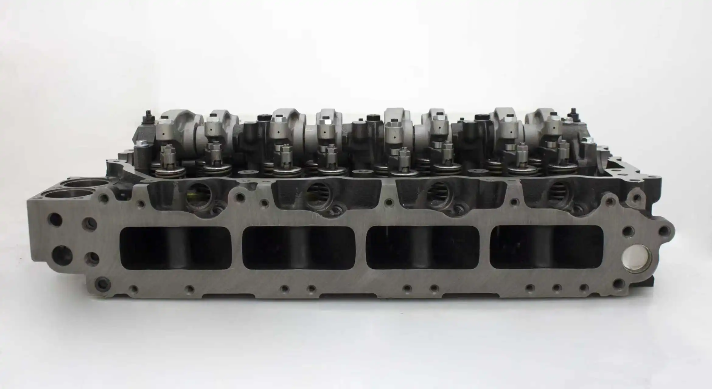 สำหรับรถบรรทุกอีซูซุ NPR200 NPR250 NPR300 NPS250 NPS300 NQR450 เครื่องยนต์ 4HK1 ใหม่ 5.2 ลิตร 4HK1 ดีเซล 3 สูบ ฝาสูบ