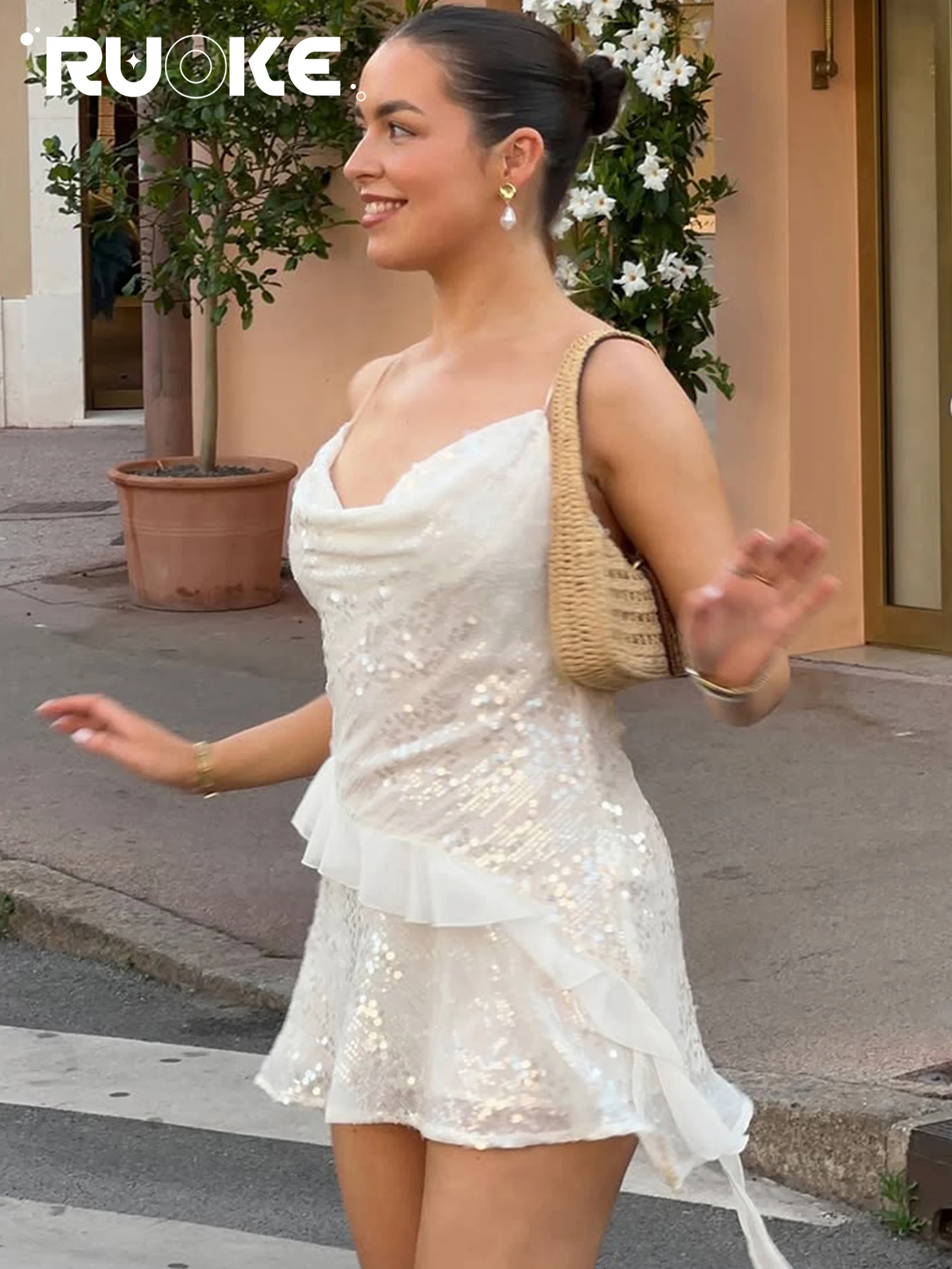 

[RUOKE] Elegant Sequined Irregular Party Dress Sexy Swing Collar Fold Solid Slip Dress Vacation Outfits Backless Spring Summer