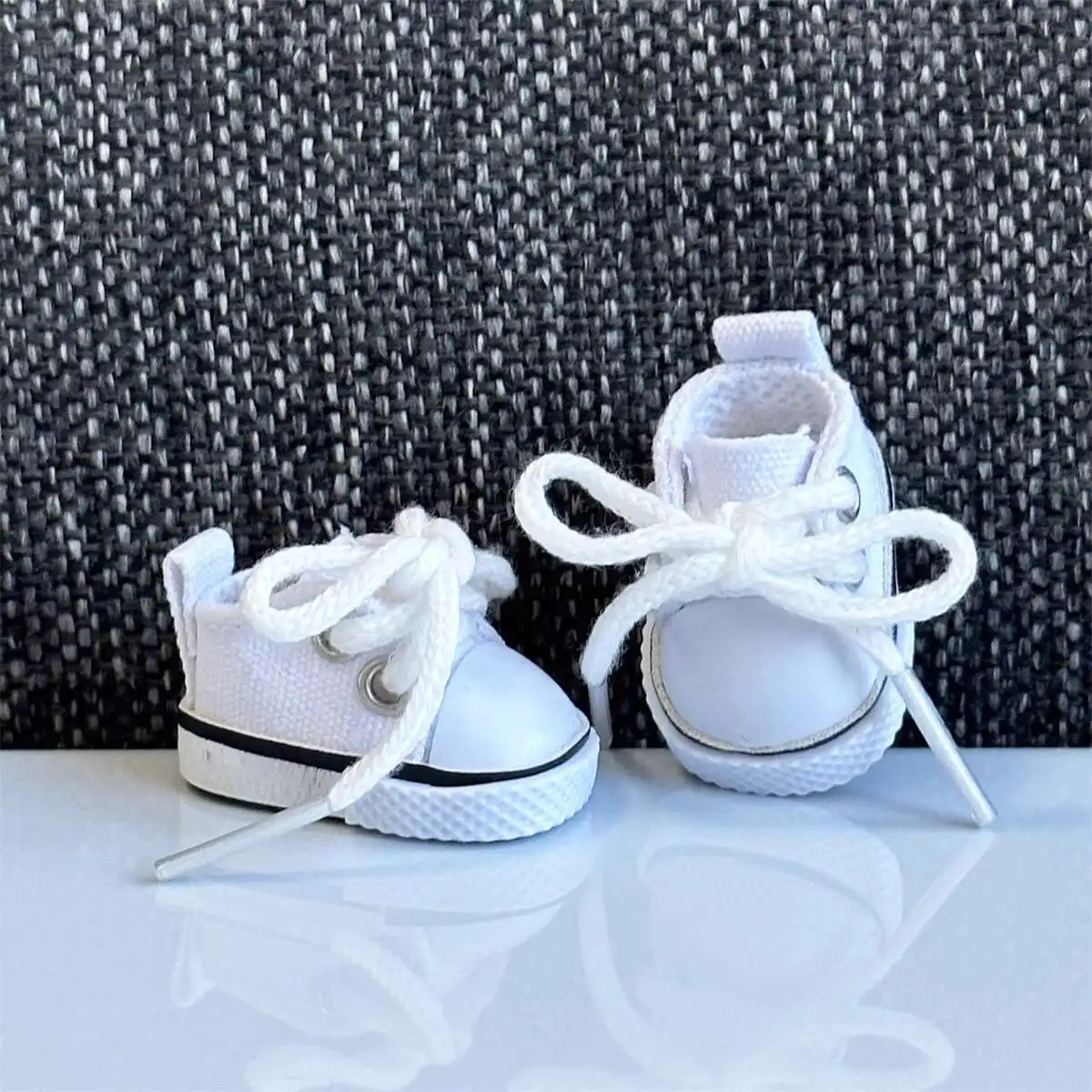 Labubu 人形靴セット世代第二世代キーチェーン交換用人形アクセサリー交換用おもちゃ革靴キャンバスシューズ