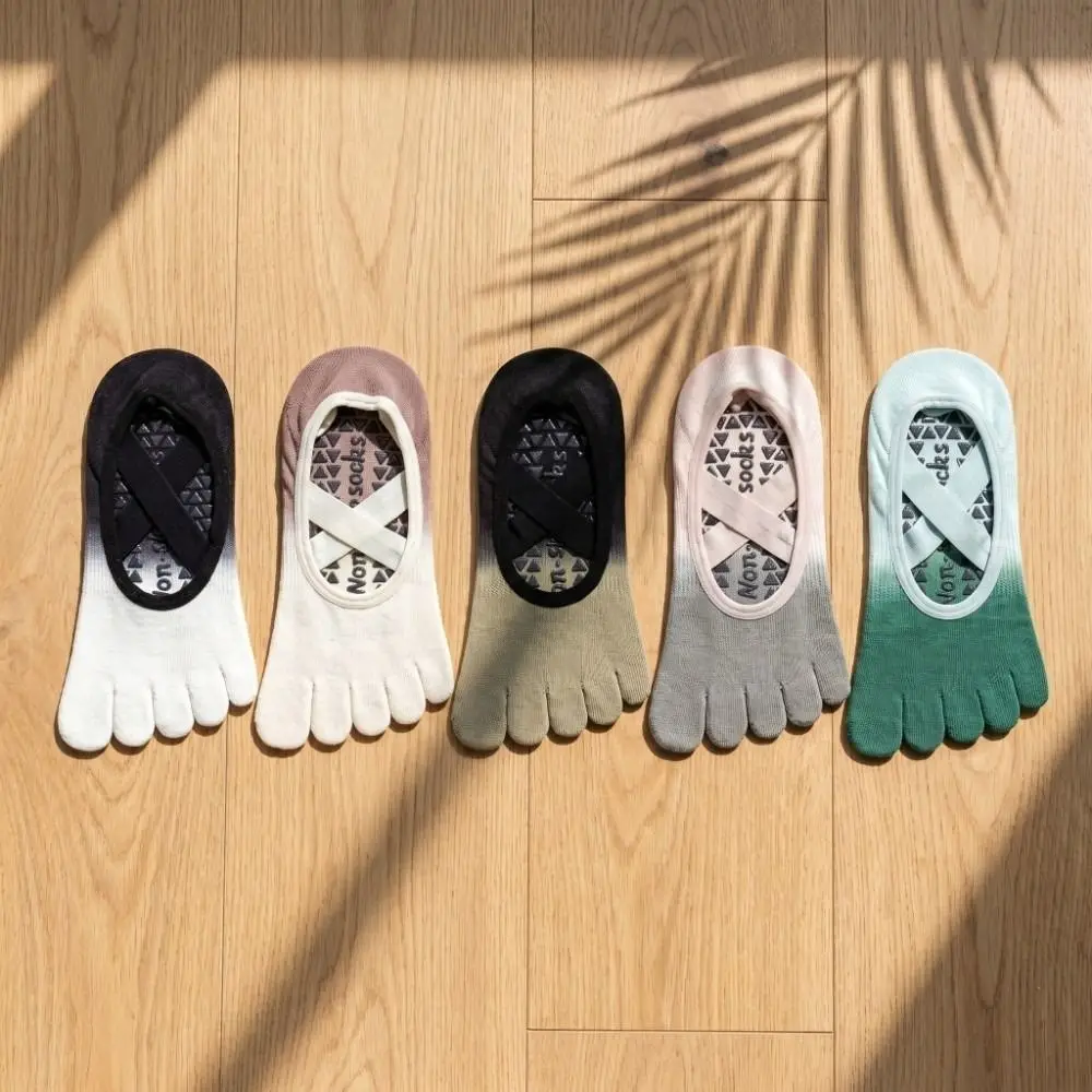 Casual Anti-Slip Sports Five Finger Socks Gradient Color Split-toed Women Yoga Socks Thin Breathable Yoga Short Hosiery Ballet