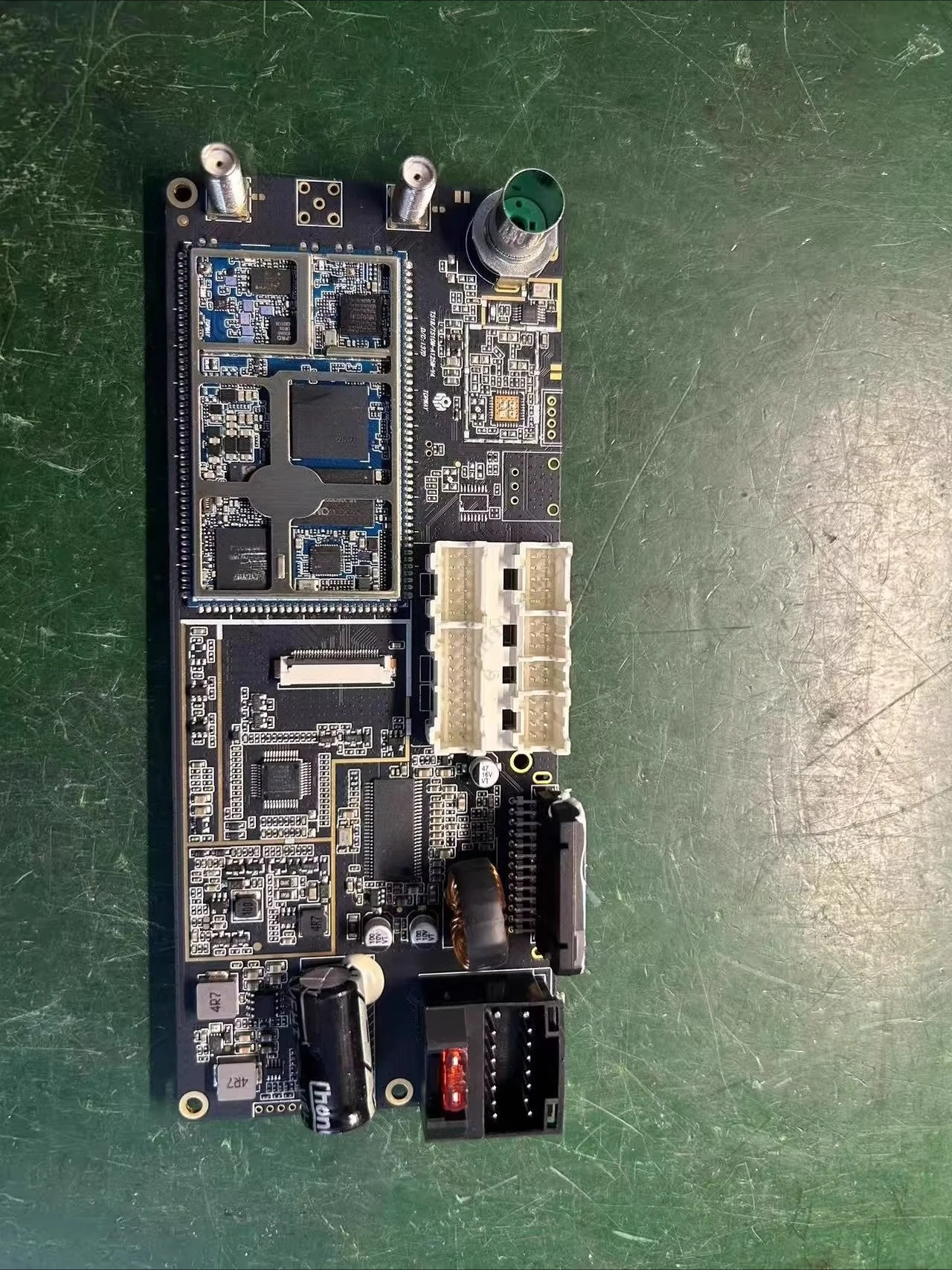 TS18 main board, 4 + 64G, 8-core processor, support CarPlay, display interface 30P