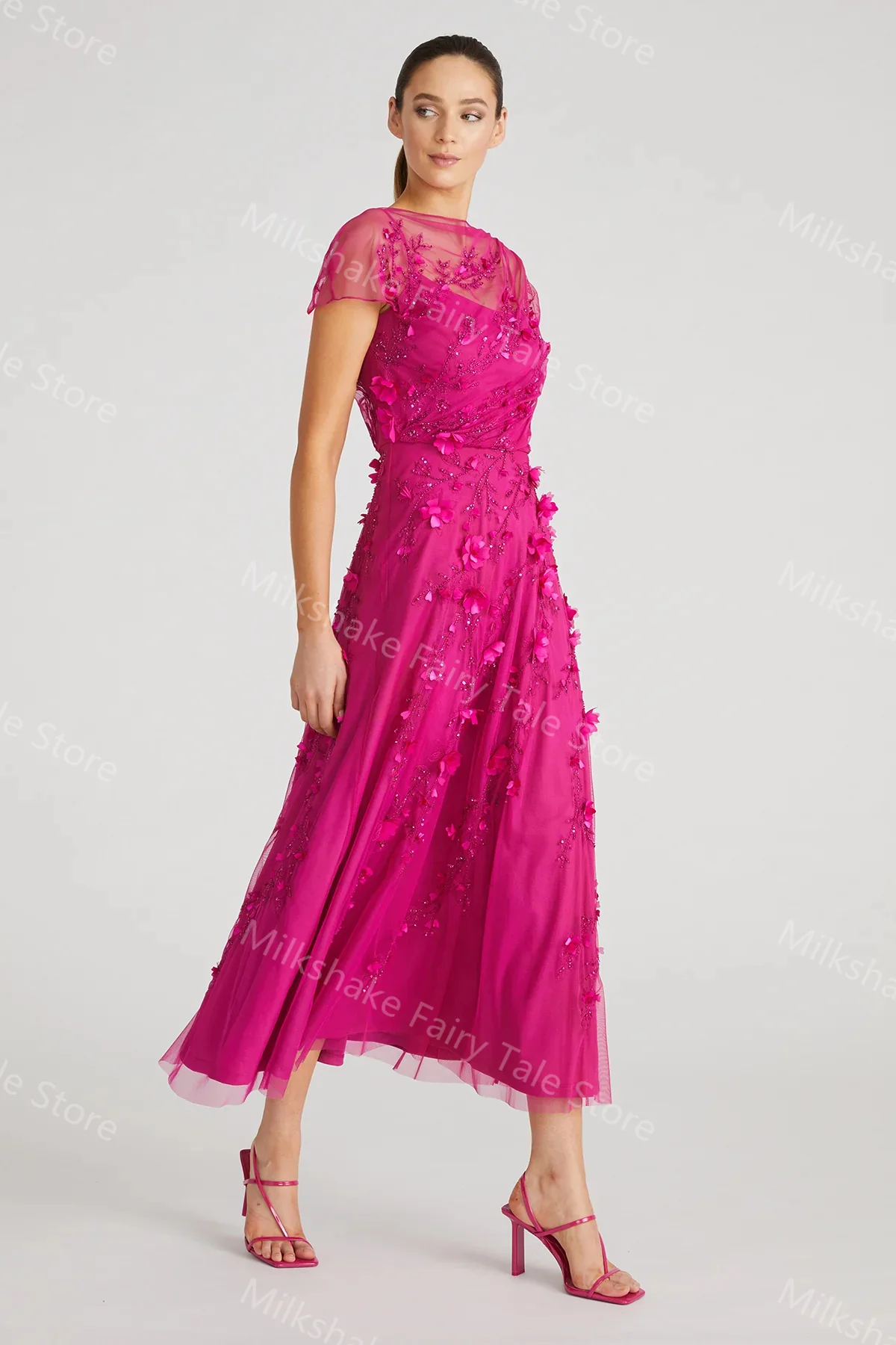 Charming A Line Cocktail Dresses Lace Appliques Glitter Sequins Prom Gowns Tea Length Customized Party Wedding Guest Gowns