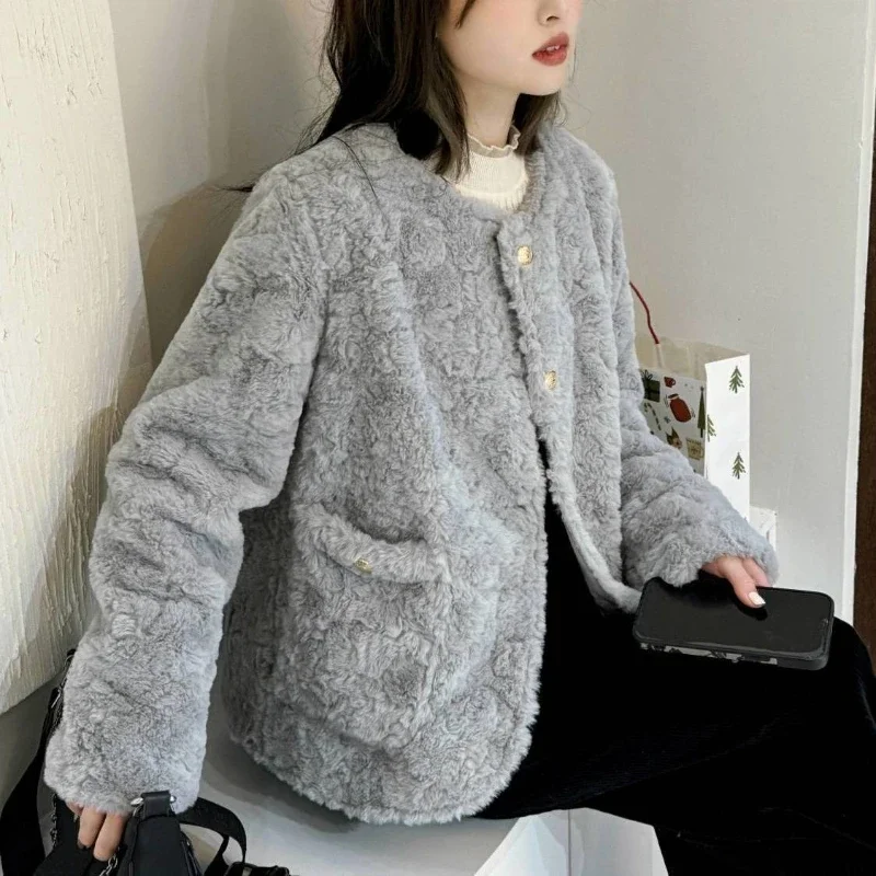 ​Trending 2025 Winter Petites Lamb Wool Coat Short Thickened Furry Cotton Jacket Loose Fit Warmth​
