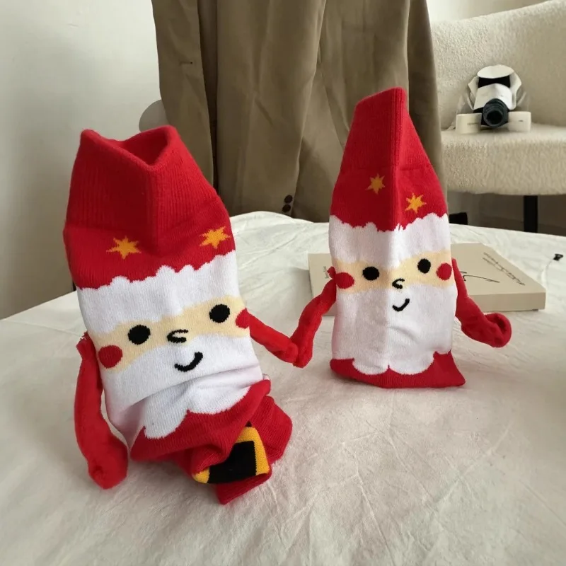 2025년 신상 크리스마스 자석 연인 양말 귀여운 중간 길이 양말 손잡고 있는 디자인의 커플용 따뜻한 겨울 양말