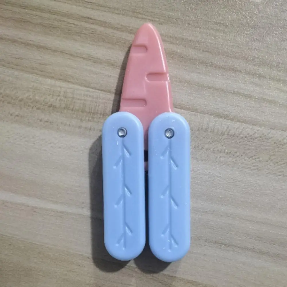 High-quality Plastic Fidget Toy Mini Carrot Cutter Fun Anti-anxiety Fidget Toy for Adults Teens 3d Printed Toy for Stress Relief