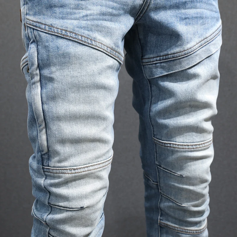 Street Fashion Men Jeans Retro Light Blue Elastic Slim Fit Spliced Biker Jeans Men Zipper Pocket Patched Designer Hip Hop Pants