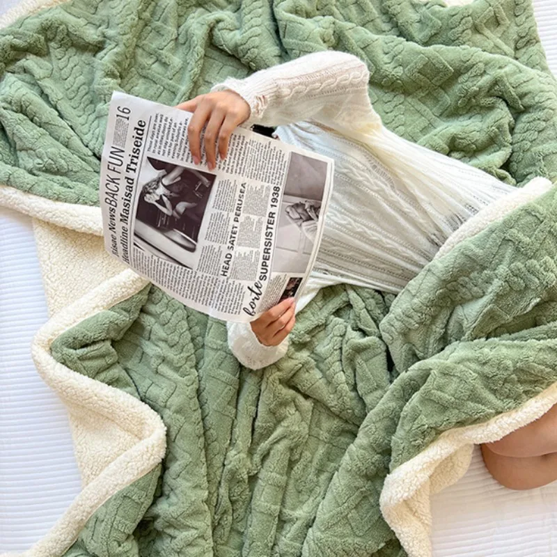 Thickened Coral Flannel Lamb Wool Blanket Simplicity Household Bedding Soft Nap Sofa Quilt Office Shawl Air Conditioning Blanket