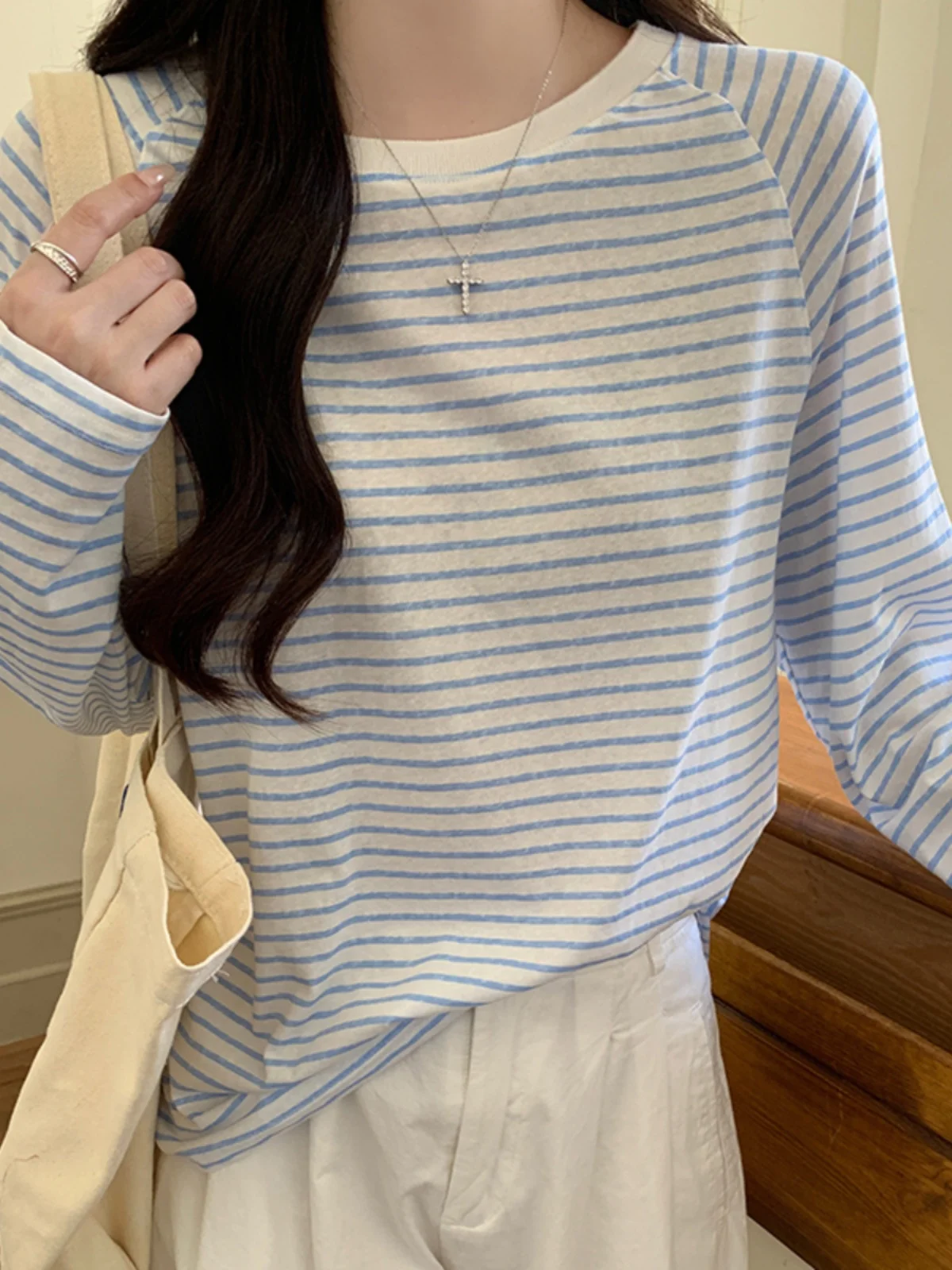 Summer Design Loose Ice Silk Long Sve round Ne Stripe Pattern Thin Sun Protection T-irt Top Versatile Cover up for Women