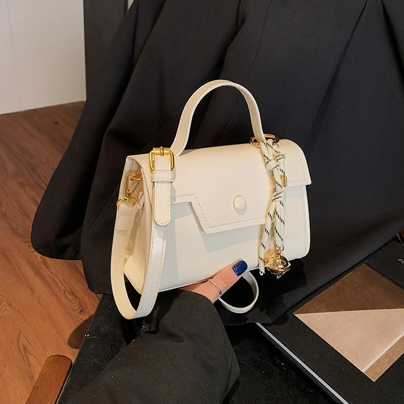 

Trendy Small Square Crossbody Bag 2025 New for Women, Lightweight Vintage Shoulder Purse, Casual Versatile Bag for Daily Use