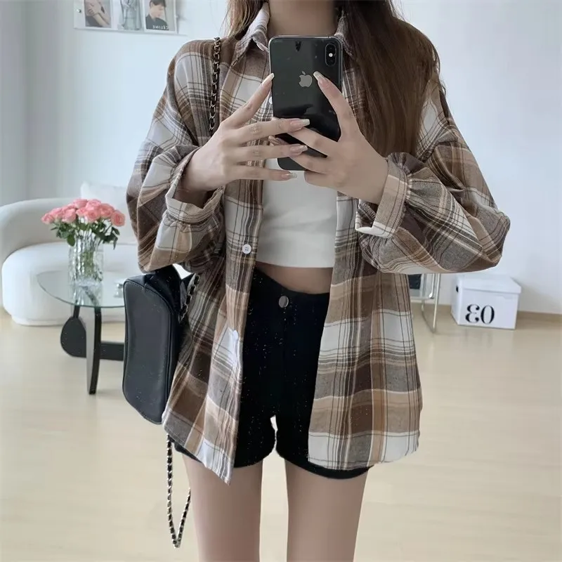 Checkered Shirt Woman Oversized Long Sleeve Collared Button Up Plaid Shirt Jacket Teen-girl Casual Daily Outfit