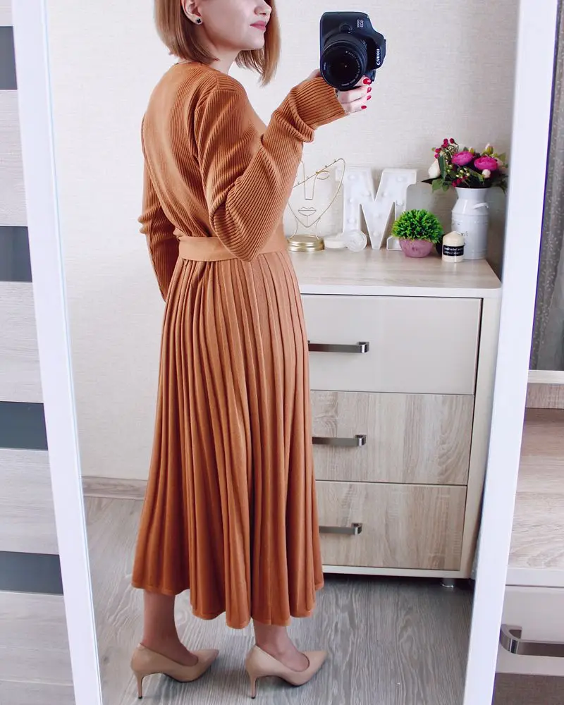 GIGOGOU Chic Long Knit Women Maxi Sweater Dress O Neck Winter Thick Warm A Line Dresses with Belt Woman Pleated Midi Dress