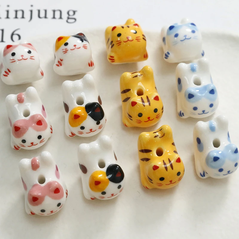 Cuentas sueltas de cerámica para la fabricación de joyas, cuentas de porcelana con agujero Vertical, gato de la suerte, Animal, Anime, pulseras DIY, pendientes, collar