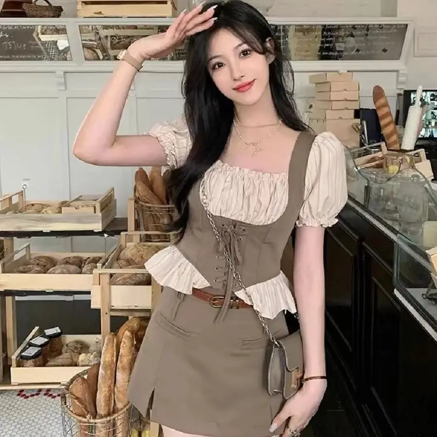 

Korea Two-Piece Set Fake Two-Piece Square Collar Strap Shirt High Waist Slim Skirt Women'S Summer New Sweet Spicy Style Suit