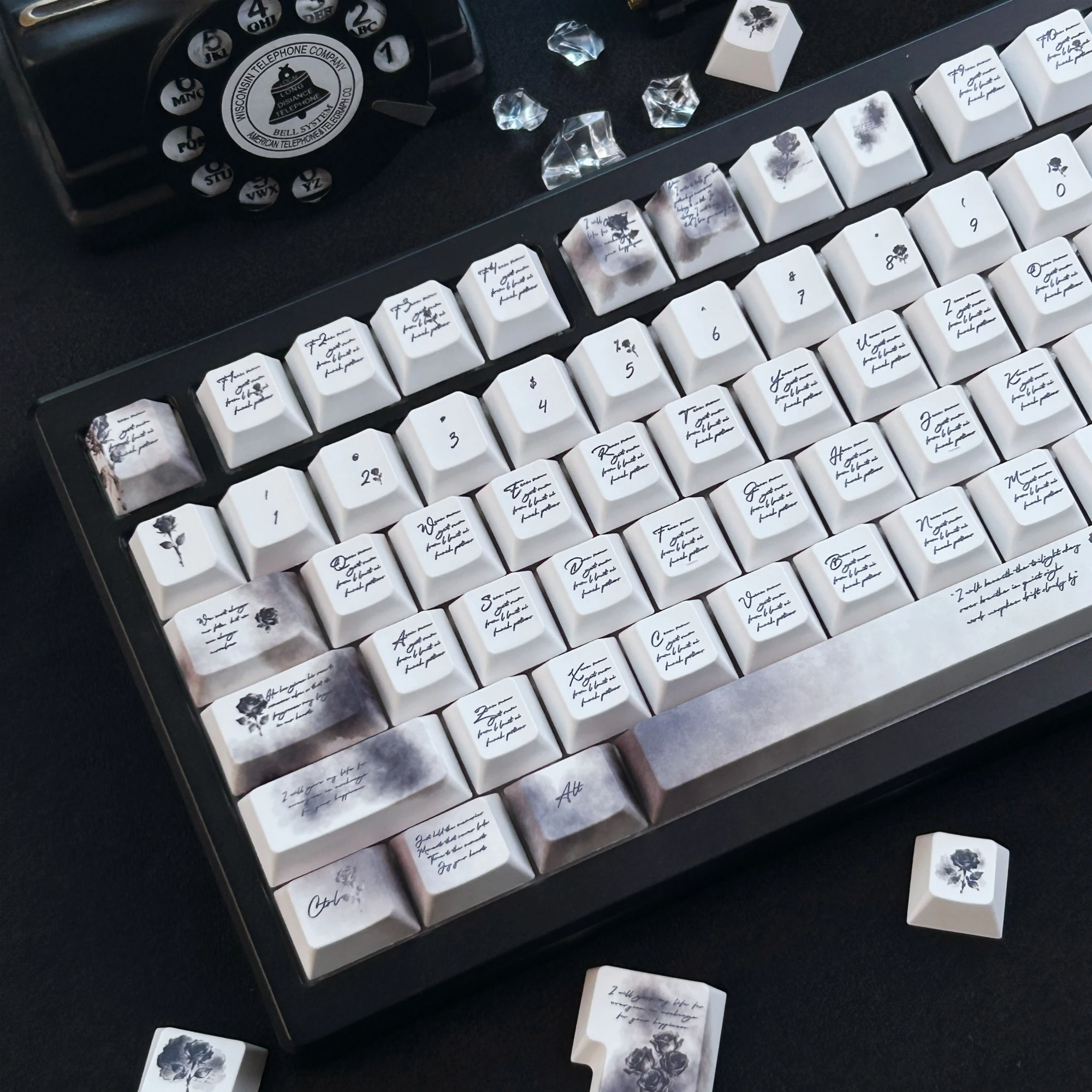 MAIMOOO Black Rose Keycap Cherry/MOA Profile PBT Custom Retro French Style Poetry Aesthetic Keycaps for Mechanical Keyboard Gift