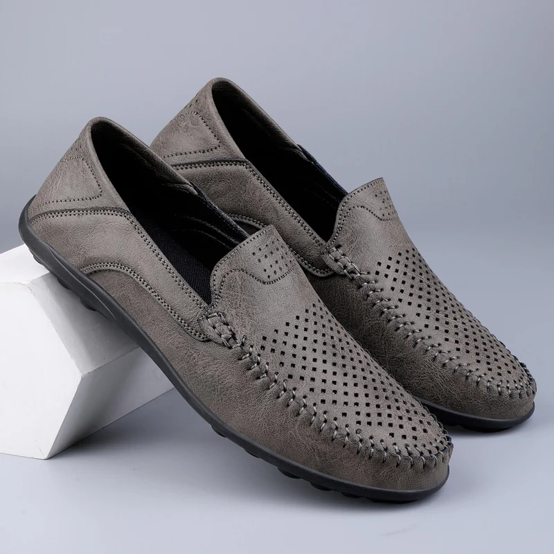

Кожаная мужская обувь, повседневная обувь 2025 года, мужские лоферы, мокасины, летние дышащие топсайдеры без шнуровки, брендовая обувь для вождения, большие размеры 38-47