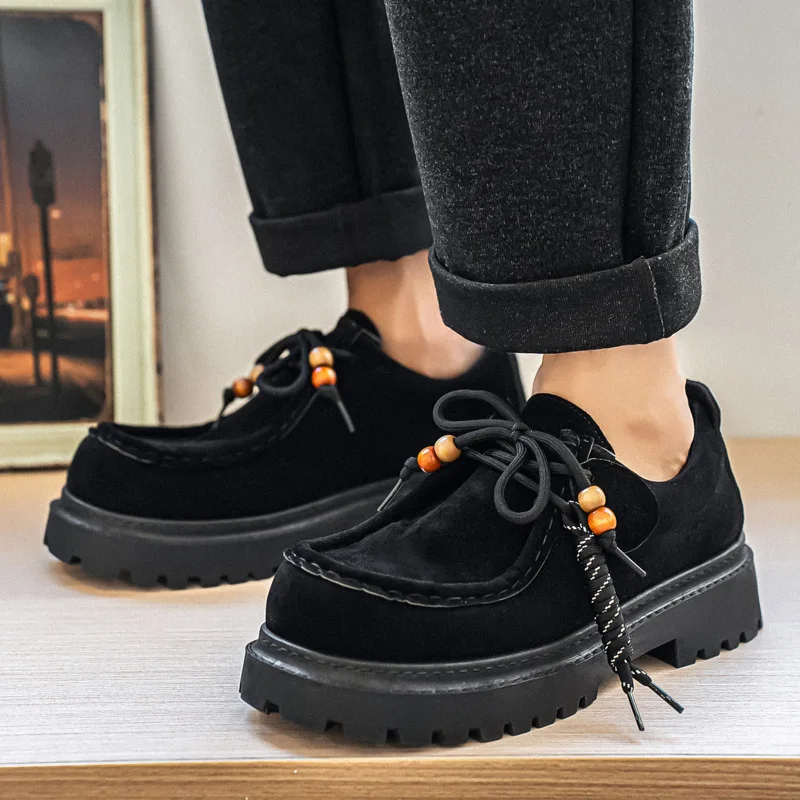 

The New Men's Low-top Retro, Fashionable and Simple Work Boots for Spring and Autumn 2026 Feature A Trendy British Style，39-44