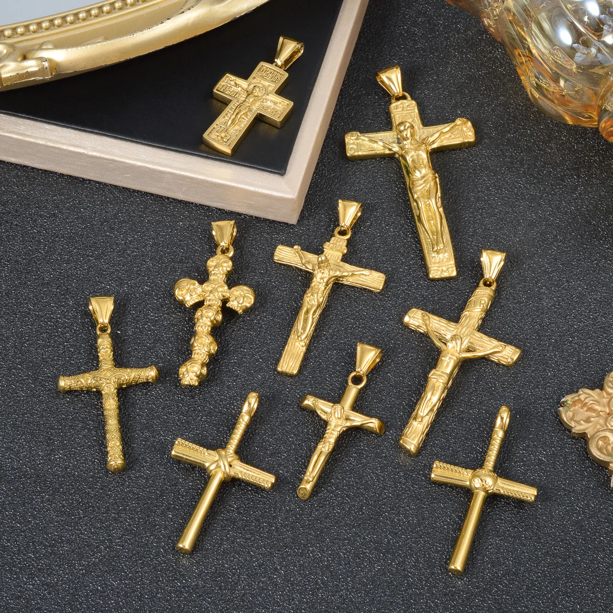 18K Gold Plated Stainless Steel Crucifix Charms Chain Jesus Cross Pendant Necklace Religious Jewelry Gift for Men Women Unisex
