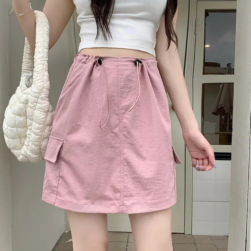 The new summer hot girl style high-waisted design versatile cargo skirt looks slim drawstring cargo skirt