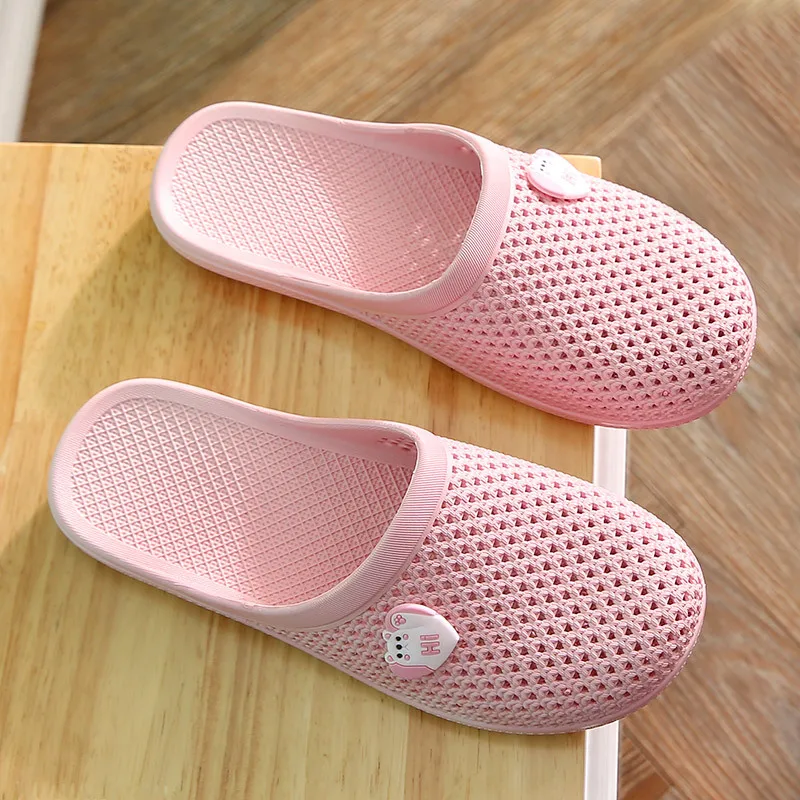 Female Home Slippers Closed Toe Cutout Summer Women Fashion Flat Heel Slides Antislip Ladies Pink Beach Bathroom Indoor Slippers