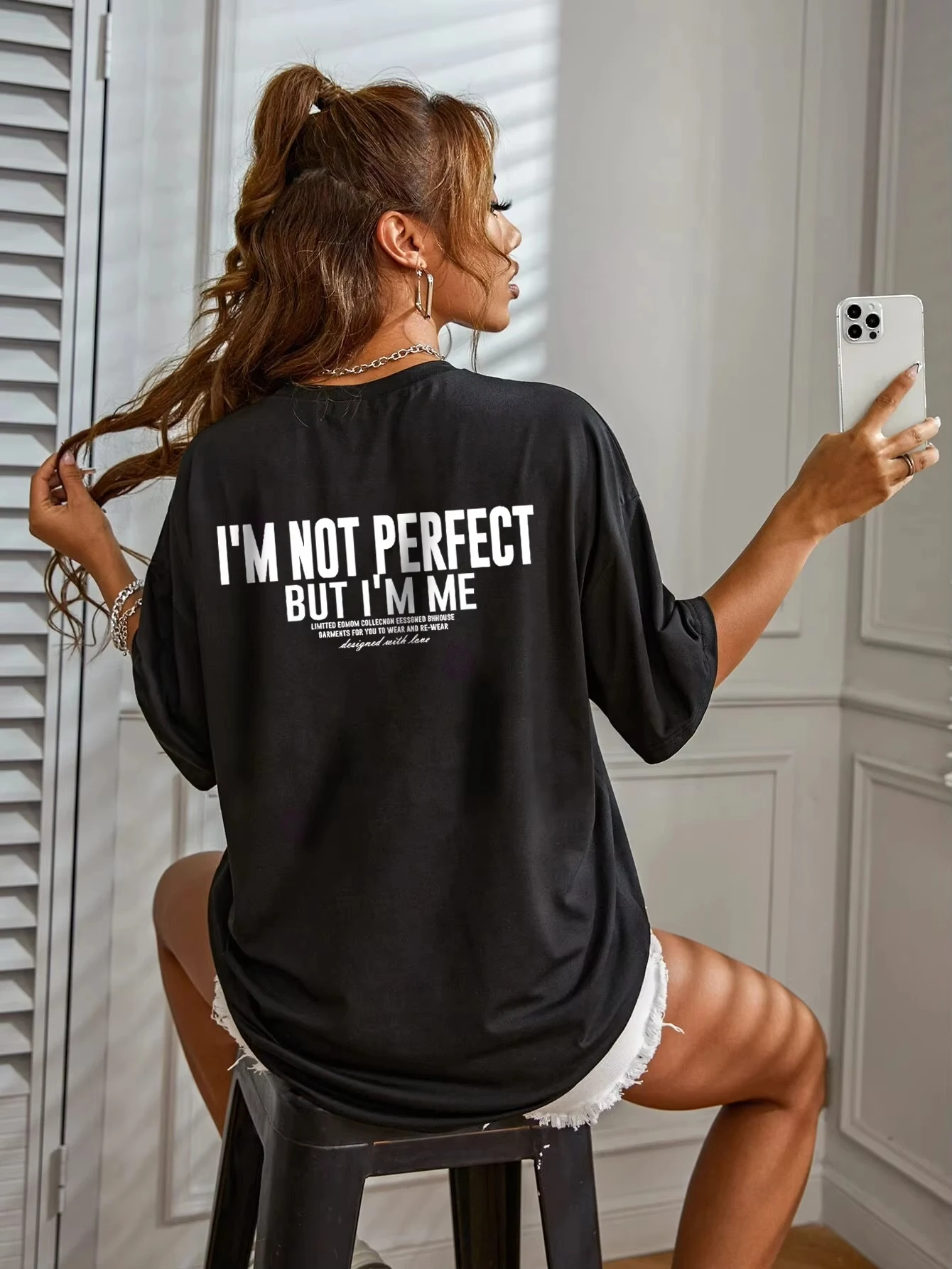 

Unisex Oversized Graphic T - Shirt 2025summer Black Casual Streetwear with "i'm Not Perfect But I'm Me" Print Loose