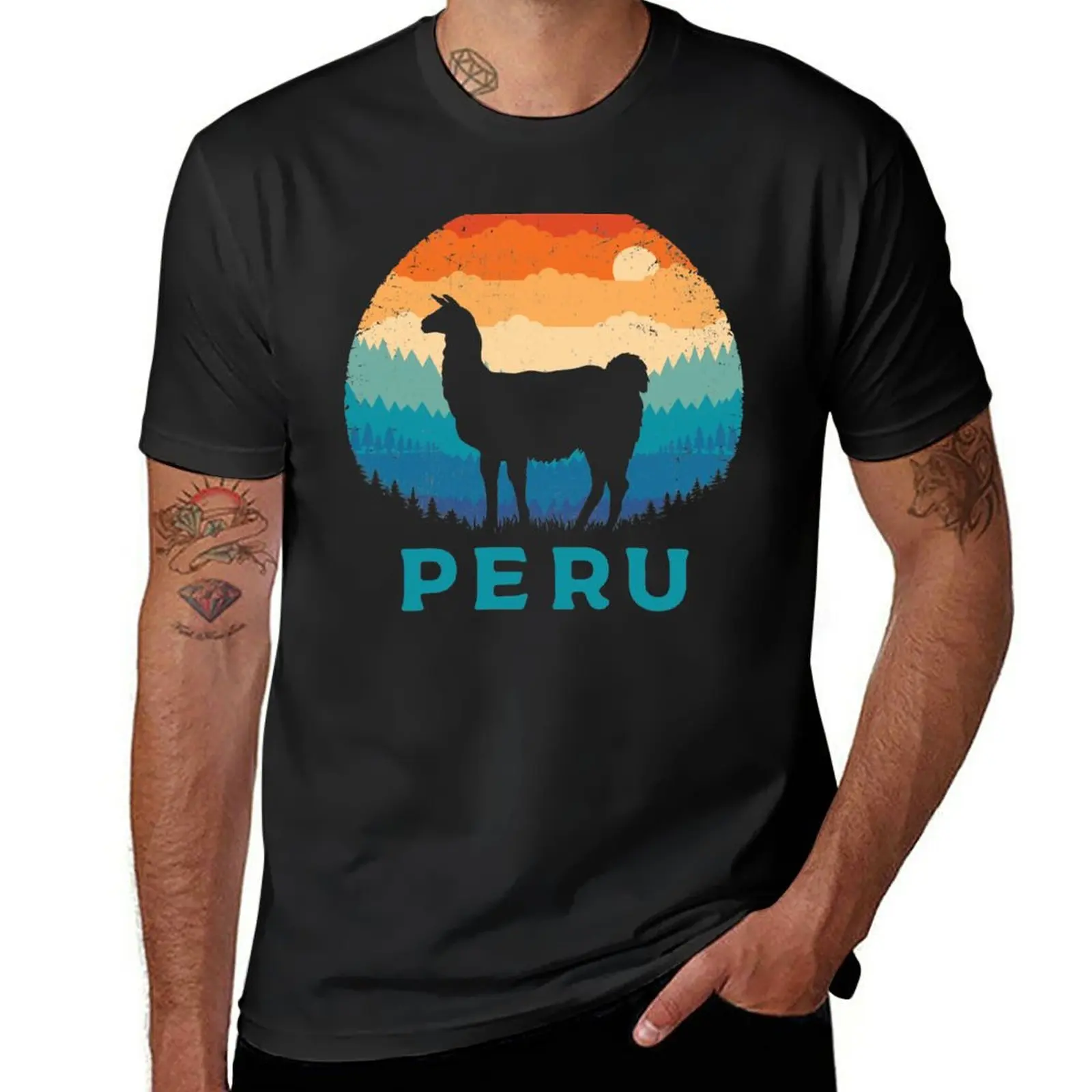 New Retro Llama - Peru T-Shirt Aesthetic clothing boys t shirts Men's cotton t-shirt