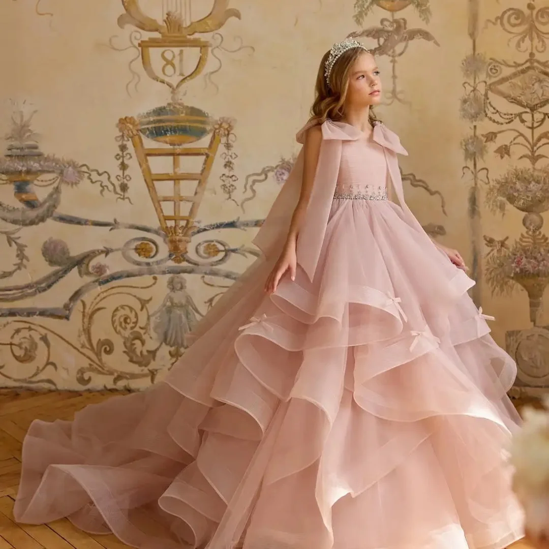 ชุดเดรสเด็กผู้หญิงสำหรับงานแต่งงานแบบวินเทจสีชมพูแต่งลูกไม้สีขาว แขนยาว ประดับดอกไม้ สำหรับพิธีศีลมหาสนิทครั้งแรก