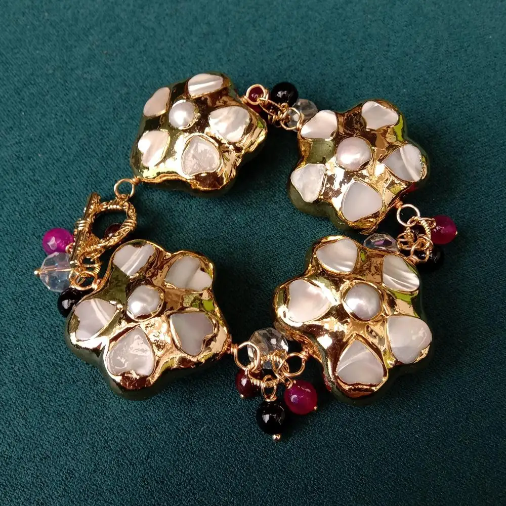 YYGEM Natural Garnet Agate Beaded White Sea Shell Pearl Flower  Bracelet Women Jewelry Gift