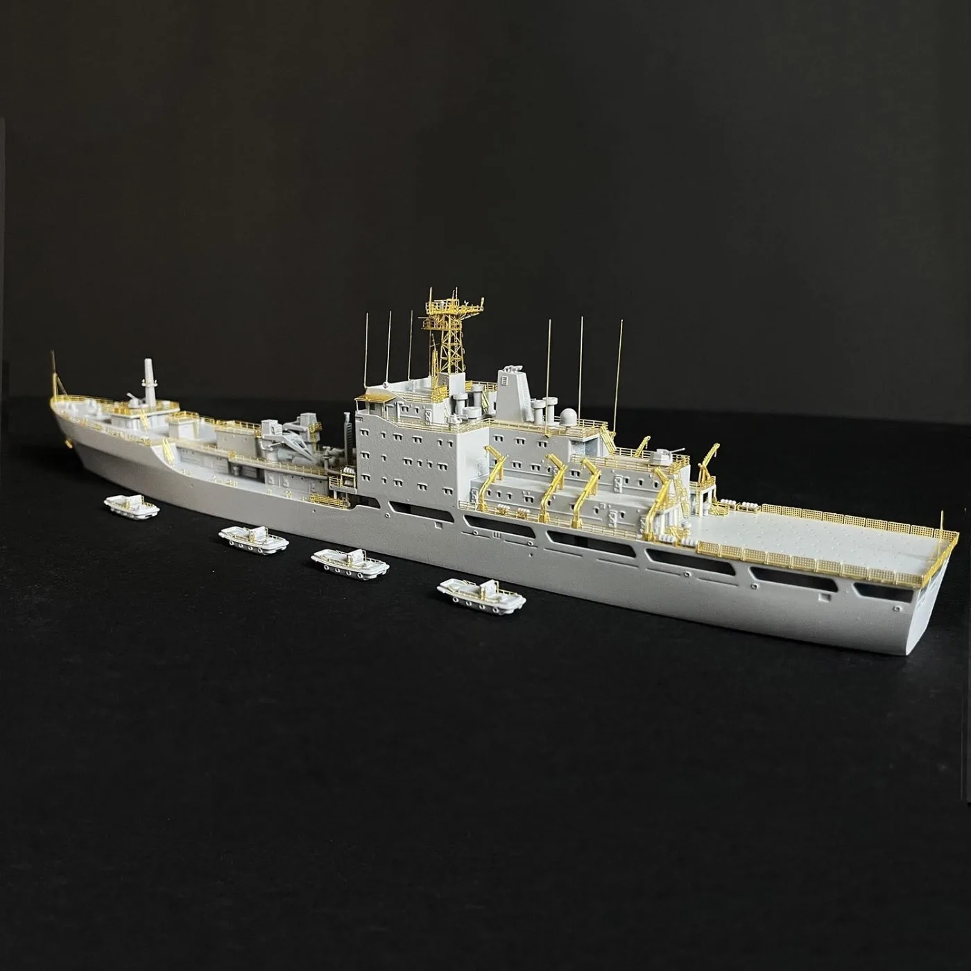 New 1/700 Type 094 Replenishment Ship Waterline Version Assembly Model 22cm Detailed Ship Static Model Ship Toy Warship Model
