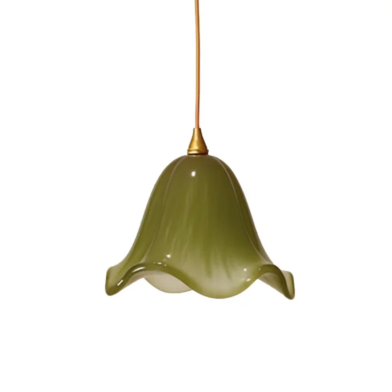 

Green retro bedside chandelier gradual change green glass small chandelier skirt design restaurant atmosphere Xuan light