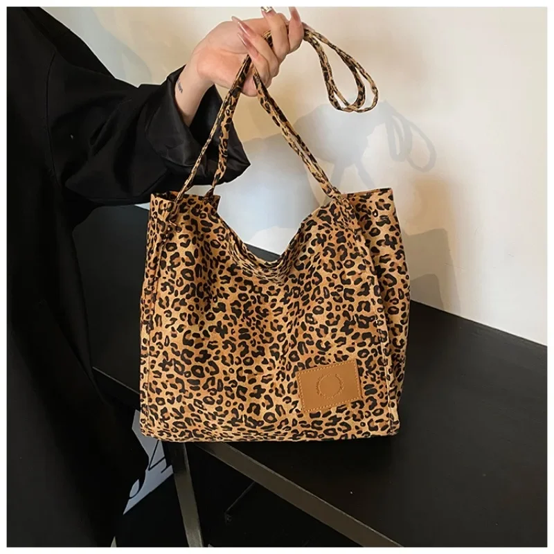 Leisure Nylon New Product Women's Shoulder Bag 2024 Leopard Pattern High Beauty Fashion Handbag Soft Versatile Popular Tote Bag