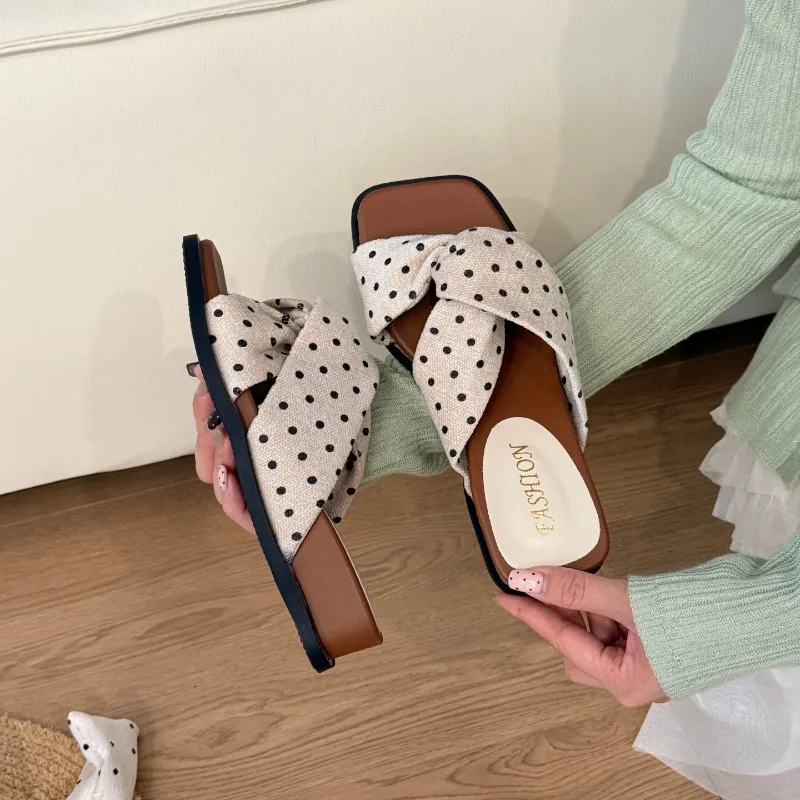 Women's Sandals Summer 2026 New Polka Dot Unique Small Size Beach Match Skirts Lightweight Versatile One-Strap Trendy Slippers