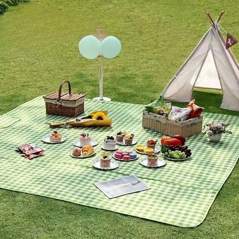 Foldable Portable Picnic Mat Waterproof Oxford Cloth Travel Placemats Moisture-proof Thicken Lightweight for Outdoor Travel