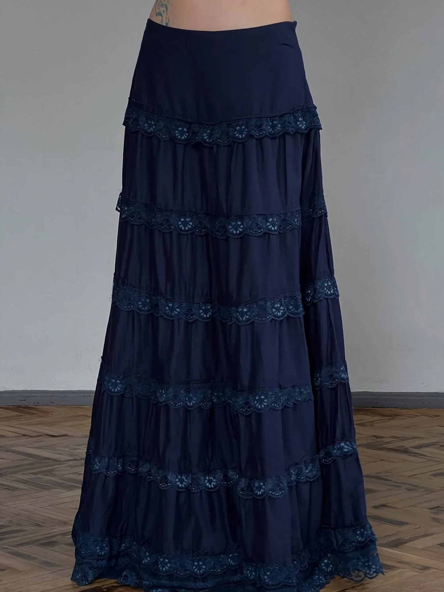 Vintage Y2K Volant in pizzo Impiombato Blu scuro Torta a strati Gonne arricciate per le donne Harajuku Gonna a trapezio ampia e versatile a vita bassa