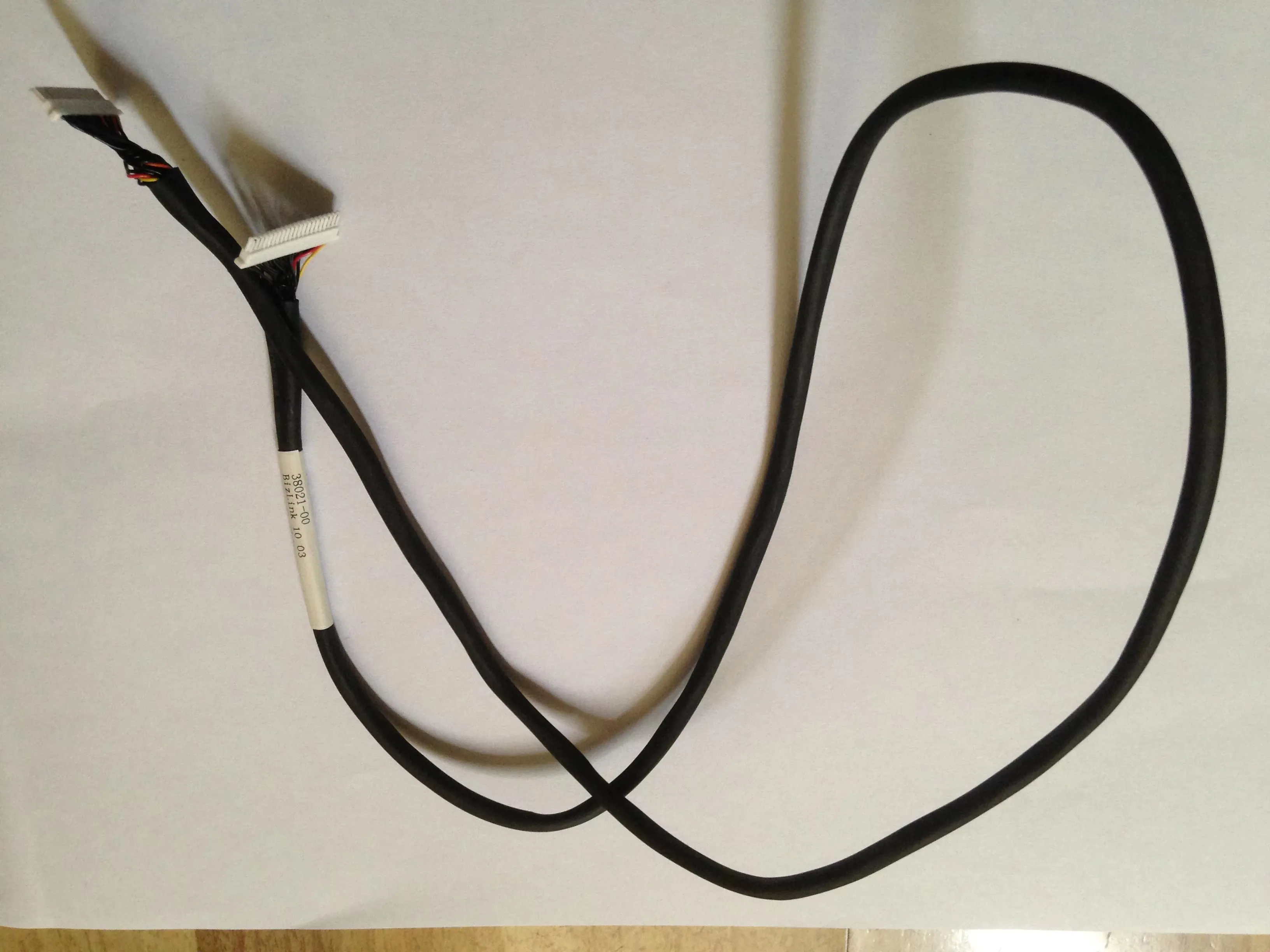 BBU01 05 06 07 08 Remote Battery Cable for MegaRAID controller raid 50cm