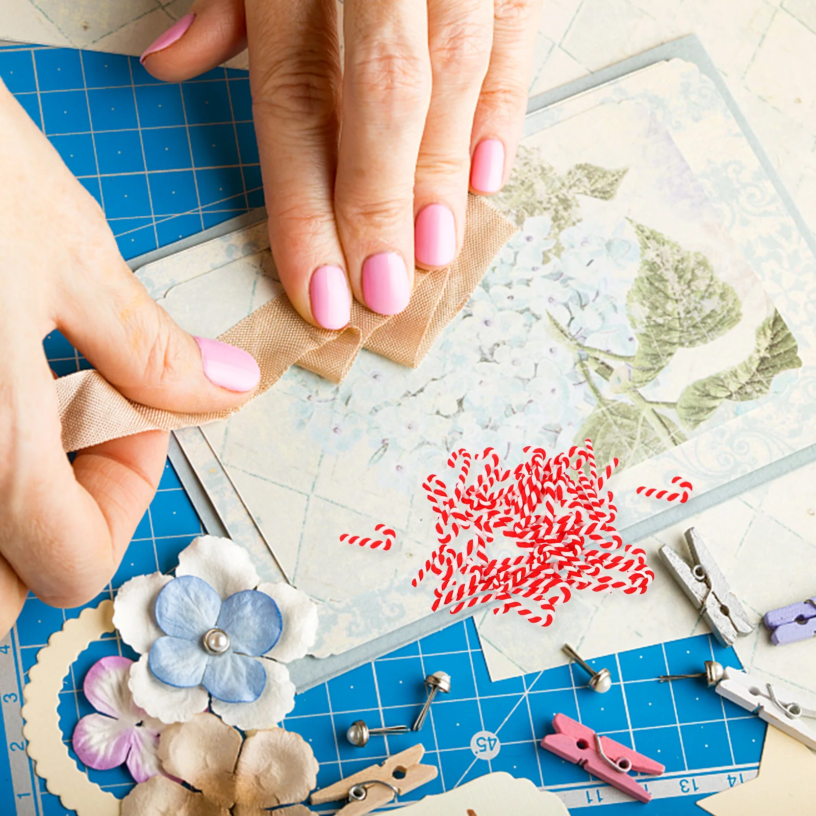 

50Pcs Soft Polymer Clay Cane Charms Christmas DIY Craft Decor for Stationery Box Picture Frame Hair Tie Charm Small Xmas