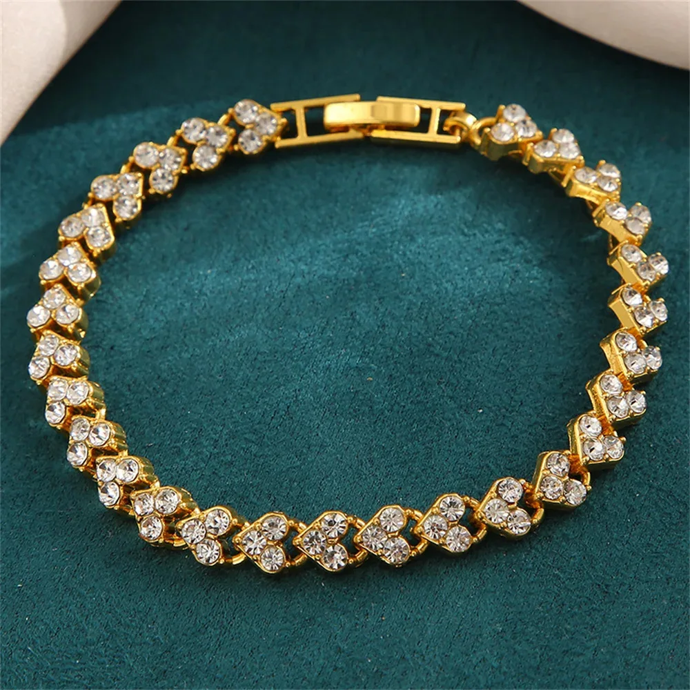 Women's Heart Crystal Tennis Bracelet Shiny Rhinestone Paved Delicate Handmade Jewelry for Wedding Anniversary Daily Gift