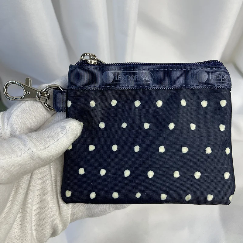 Borsa Snoopy Cartoon 11 * 10 cm Cartoon Kuromi Hello Kitty Girl Borsa pendente impermeabile Cambia borsa per carte accessorie chiave portamonete