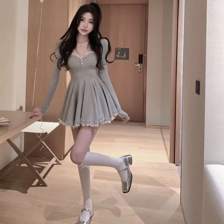 

【New style】Hot girl sweet and spicy chic lace a-line dress autumn new style waist waist to show slimming black long-sleeved dre