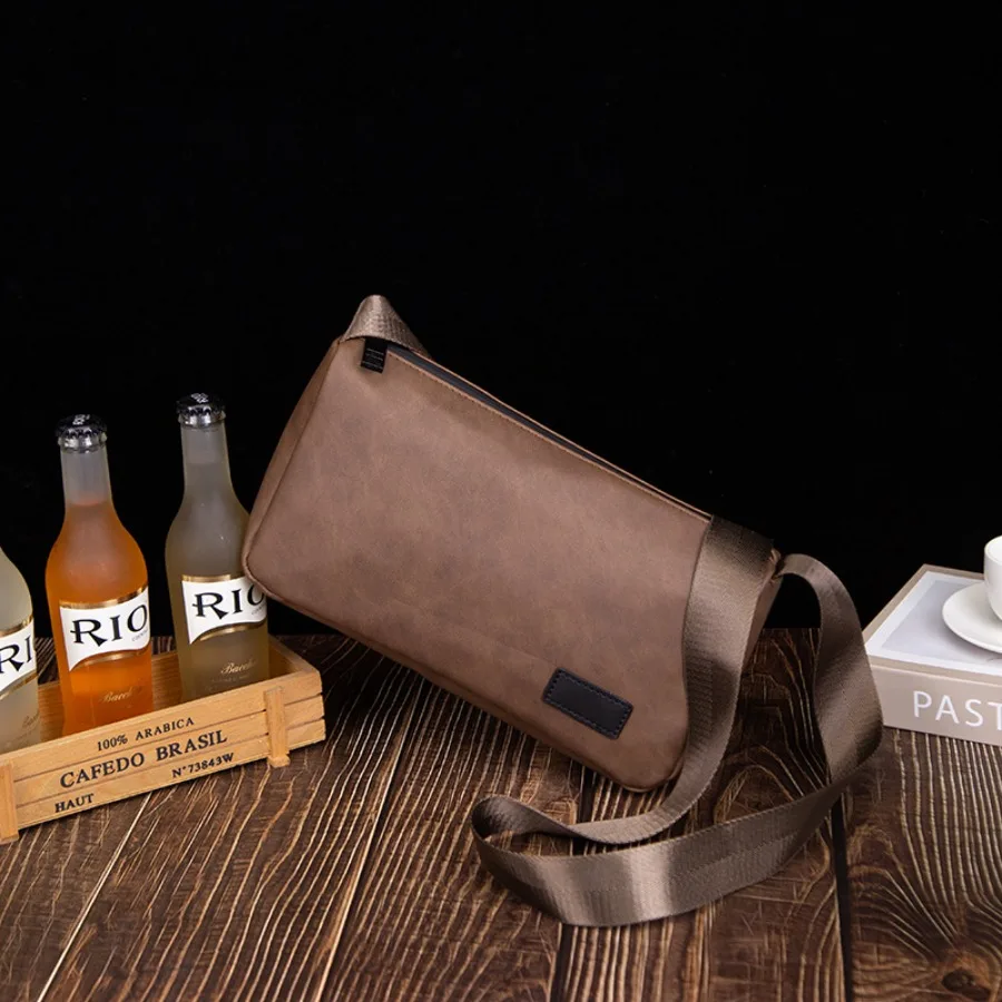 

В наличии: Мужская сумка через плечо 2026 года, модная повседневная трендовая сумка-слинг, ретро-стиль, простая сумка-кроссбоди для телефона