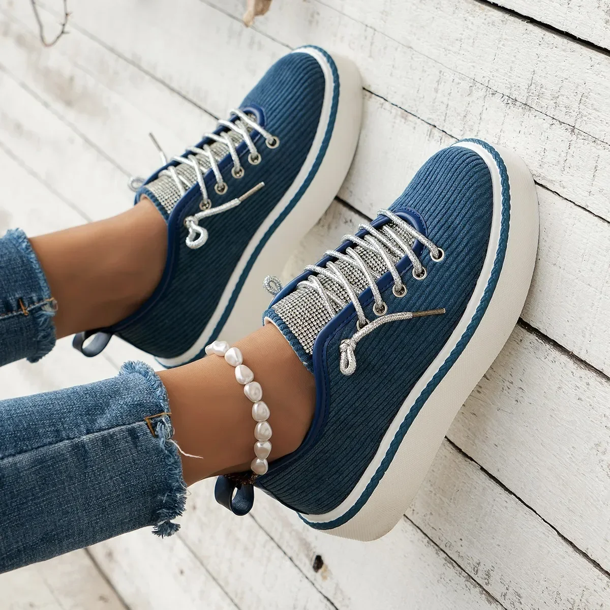 

Japan South Korea Large Size Thick-soled Lace-up Color Matching Single Shoe Women's Rhinestone Muffin Bottom Sports Wind Shoes