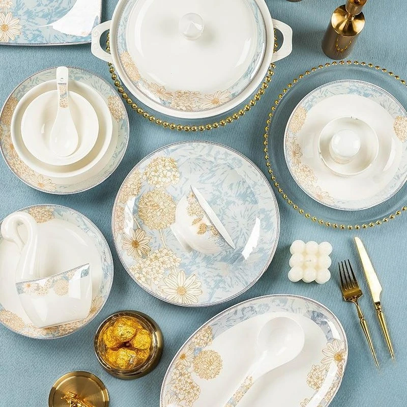 

Набор столовых приборов, тарелка, высокая суповая миска, палочки для еды Полный набор