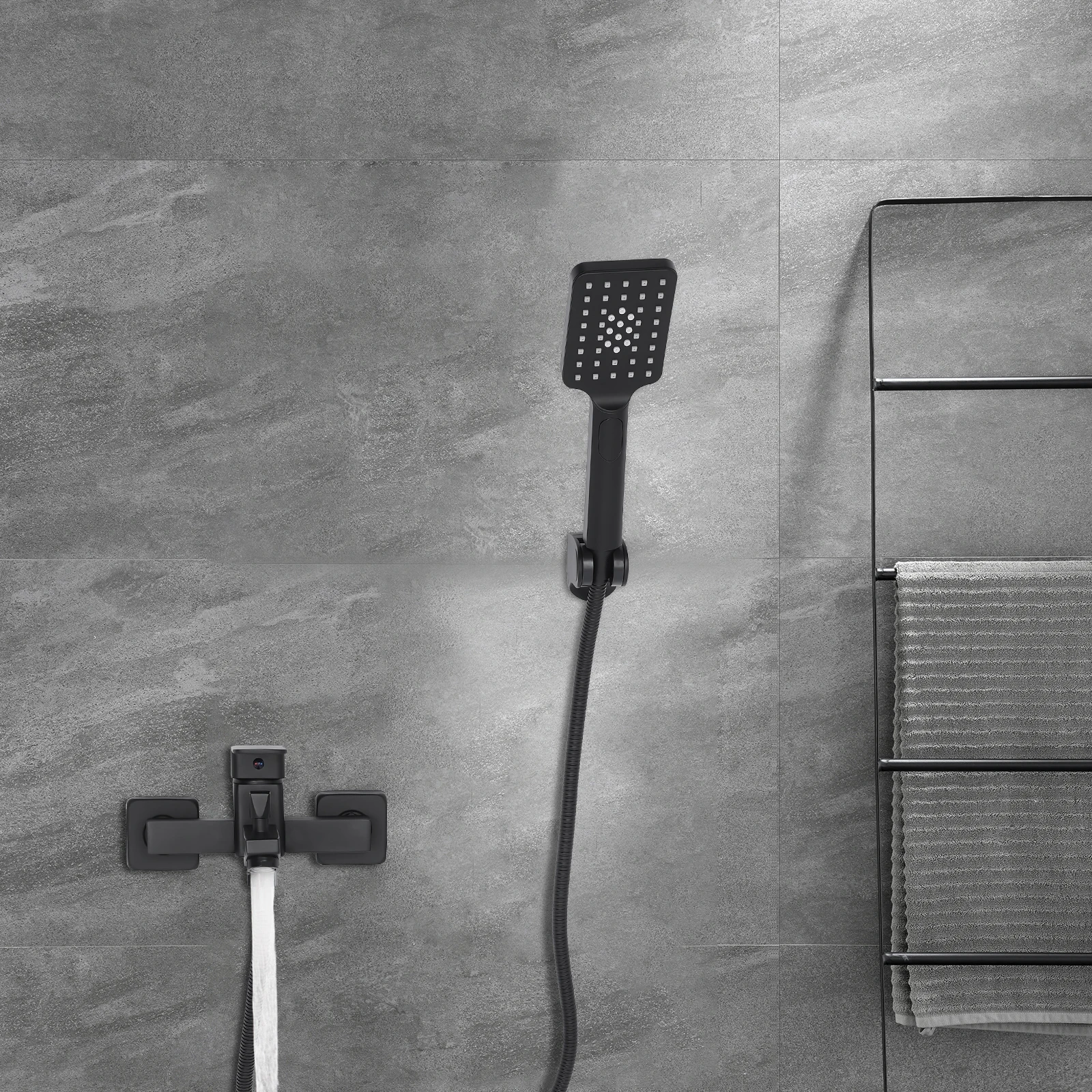 Modernes, stilvolles Duschset, Beschläge, Badewannenarmatur, Wandhalterung mit Handbrause, Schwarz, mit Handbraze – Detail 3