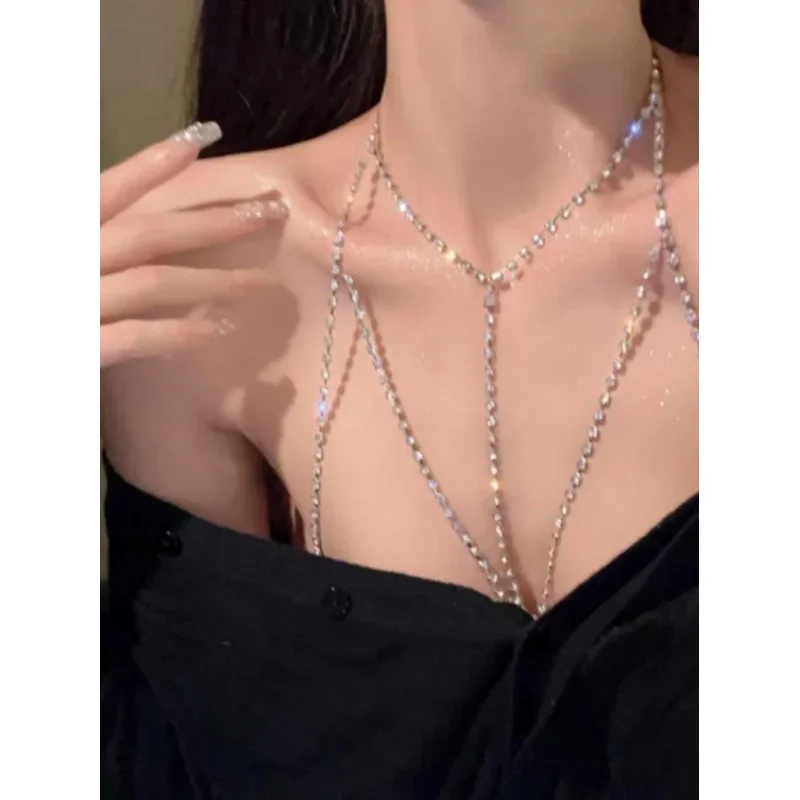 Personality fashion sexy chest chain metal body chain jewelry WOMEN'S beach suspension zircon body chain access