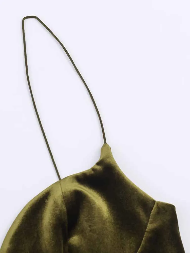 유럽 및 미국 스타일 겨울 신상 여성 의류 패셔너블 트렌디한 분위기 다재다능한 벨벳 슬립 드레스