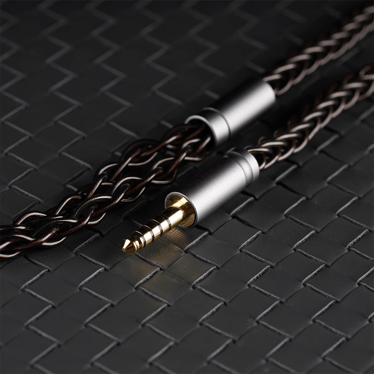 NICEHCK オーディオアップグレードワイヤー MoonDusk 3 つのハイエンド導体混合ケーブル 0.78mm 2Pin/QDC オデッセイ 2 ドーン-X ロッキー ハイプ 4 用